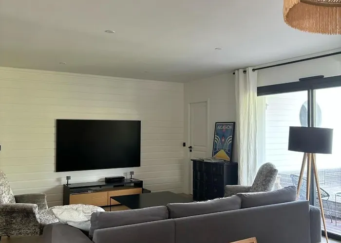 Du Paradis Des Canards فيلة